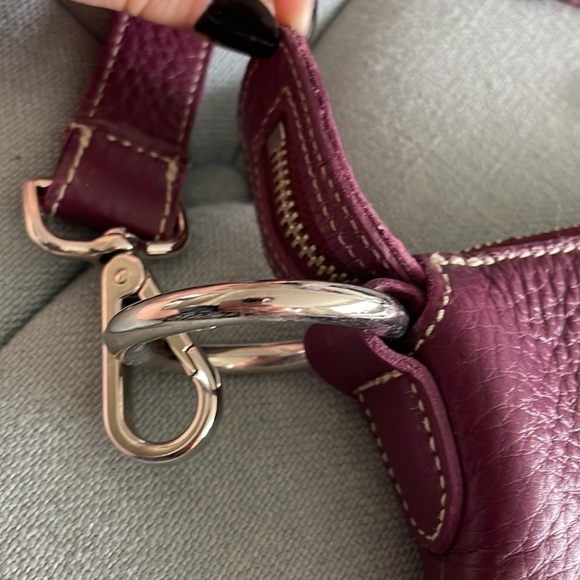 Roots Stella Flat Tribe Leather Crossbody Bag - Picture 5 of 16